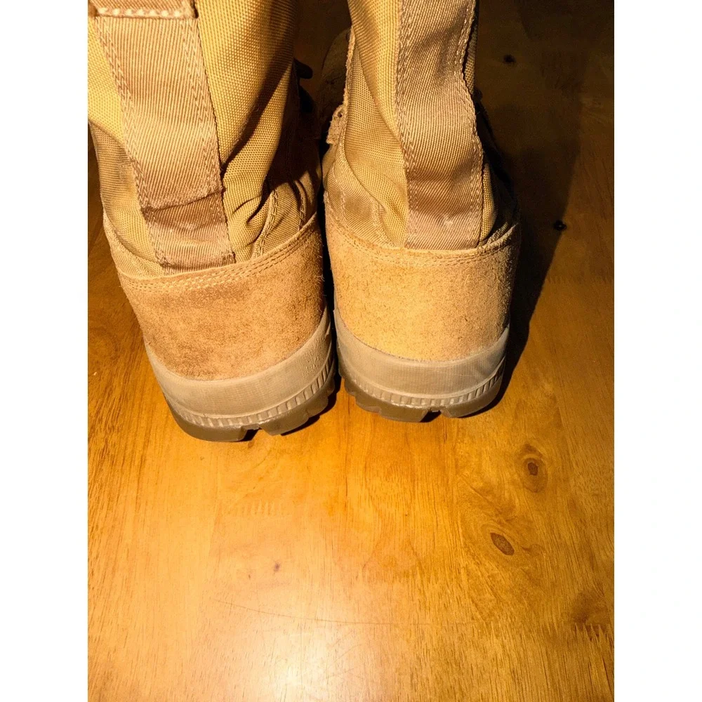 Nike SFB Field 8 Inch Tactical Boots Coyote Brown Suede Mens 631371-222